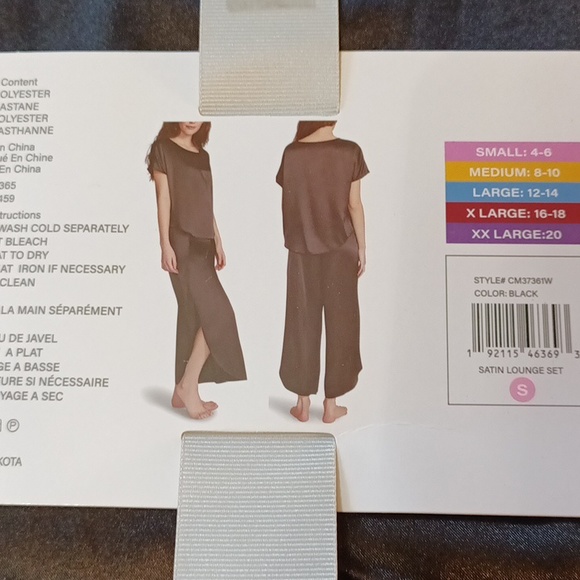 Satin two-piece lounge set - Picture 9 of 12